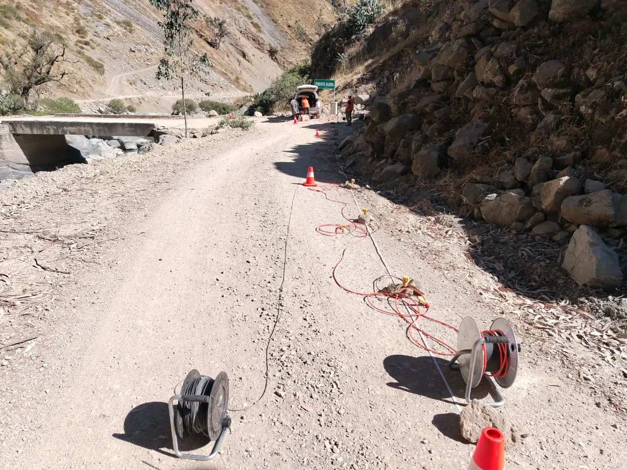 Especialistas en Puentes, Estudios Geofísicos e Infraestructura Vial - REX Ingenieros
